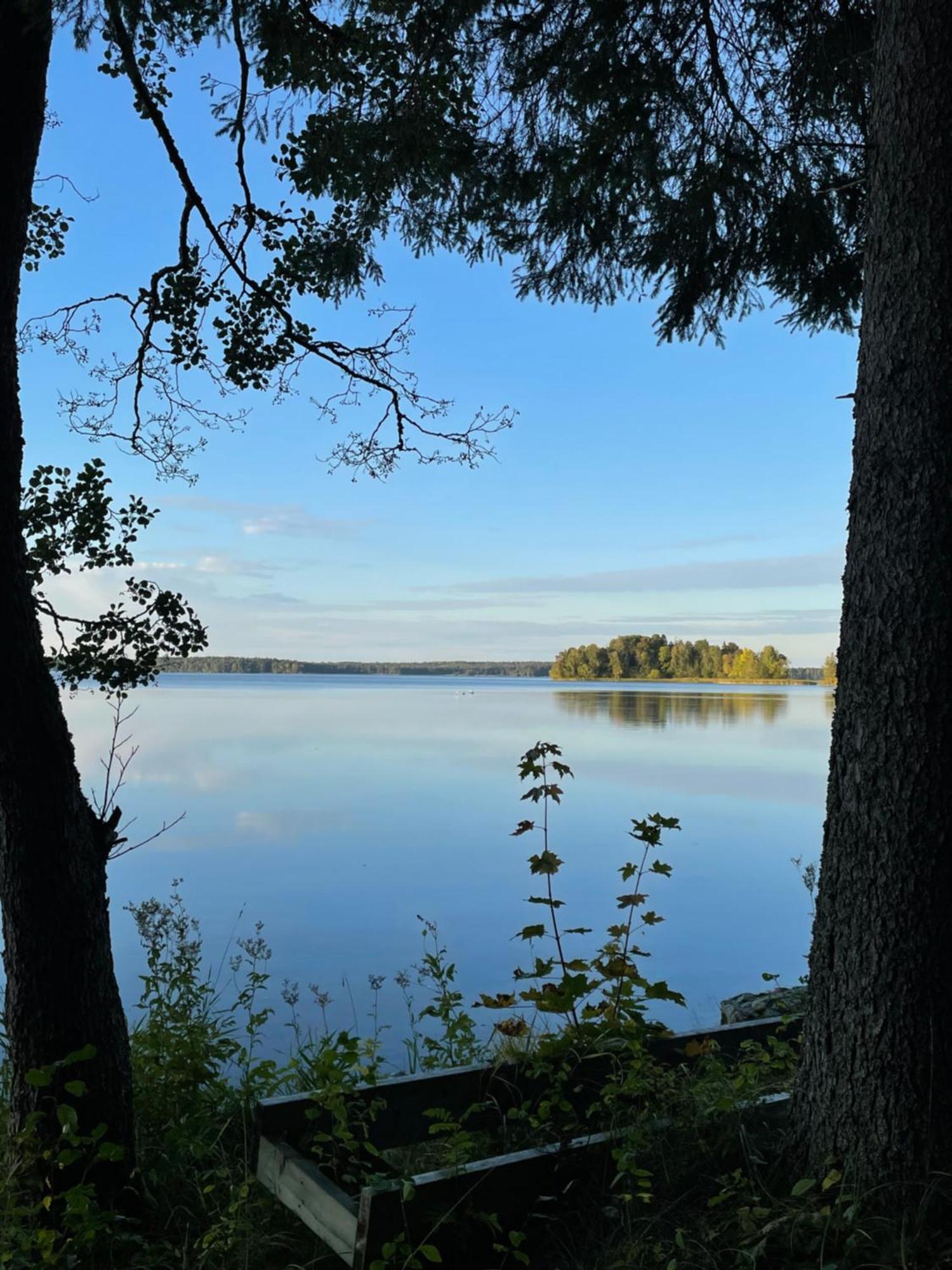 Sjoenaera Stuga Norrtälje Exterior photo